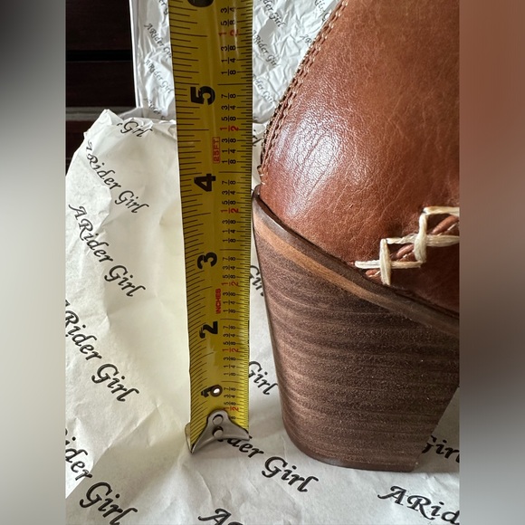 ARider Girl Booties - Size 10 - Picture 2 of 9